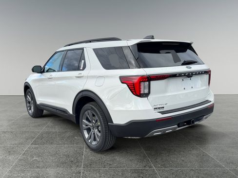 New 2026 Ford Explorer Active w/ Active Comfort Package image 3