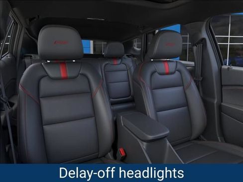 New 2026 Chevrolet Trax RS w/ Sunroof Package FWD image 18