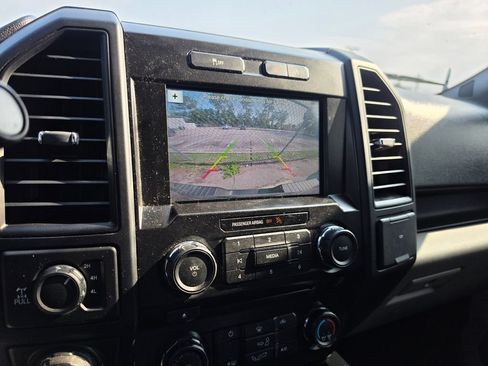 Used 2017 Ford F150 XL w/ Equipment Group 101A Mid AWD/4WD image 28
