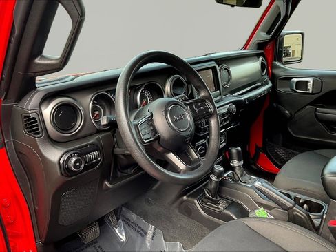 Used 2022 Jeep Wrangler Unlimited Sport AWD/4WD image 17