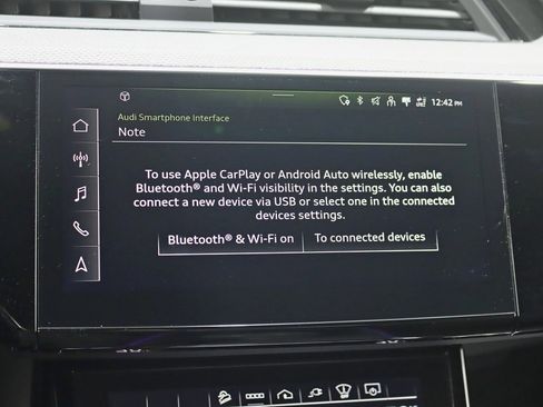 Used 2022 Audi e-tron S Prestige w/ Prestige Package image 22