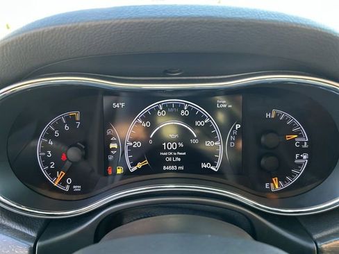 Used 2018 Jeep Grand Cherokee Limited image 19