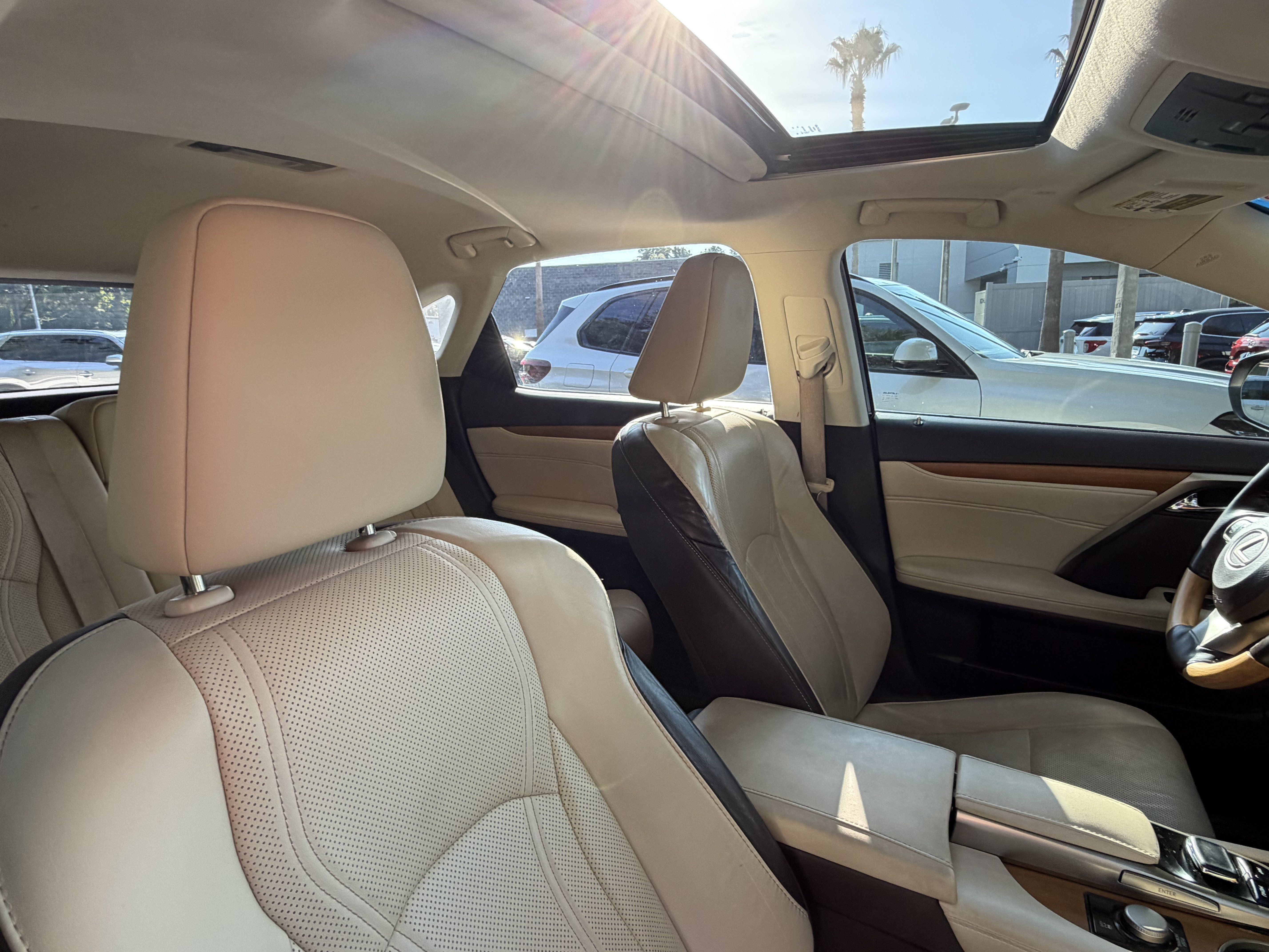Used 2017 Lexus RX 350 FWD w/ Premium Package image 45