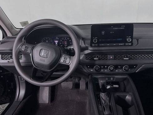 Certified 2023 Honda Accord EX image 11