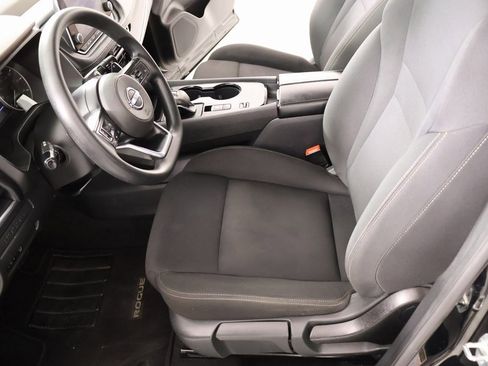 Used 2023 Nissan Rogue S image 10