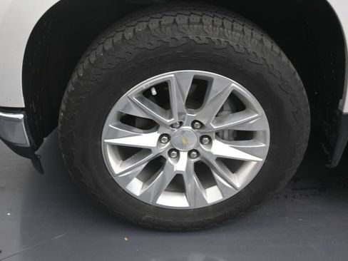 Used 2021 Chevrolet Silverado 1500 LTZ AWD/4WD image 10