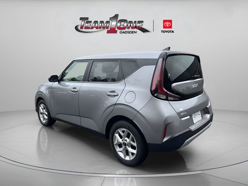 Used 2023 Kia Soul S FWD image 6