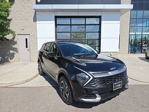 New 2025 Kia Sportage LX image 1