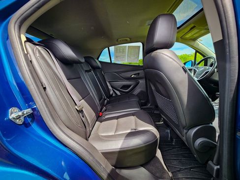 Used 2019 Buick Encore Essence w/ Experience Buick Package FWD image 36