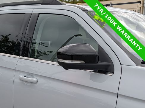 Certified 2025 Ford Expedition Active RWD image 10