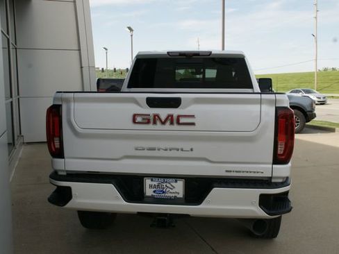 Used 2021 GMC Sierra 2500 Denali w/ Denali Ultimate Package AWD/4WD image 4
