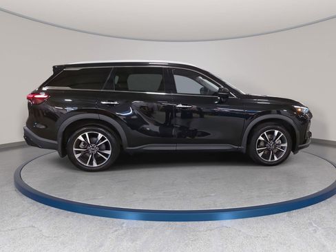 Used 2023 INFINITI QX60 Luxe w/ Performance Audio Package FWD image 4