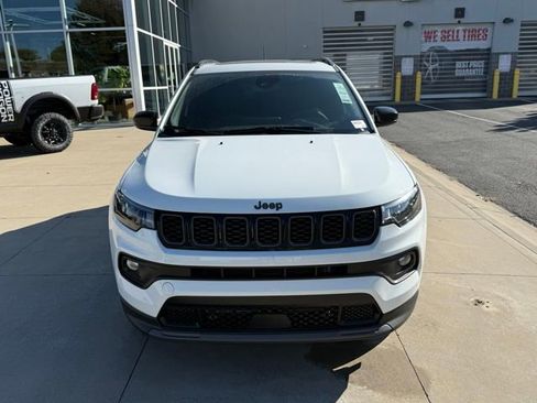 New 2025 Jeep Compass Latitude w/ Sun & Sound Group image 5