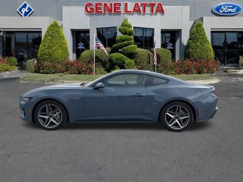 Used 2025 Ford Mustang GT image 3