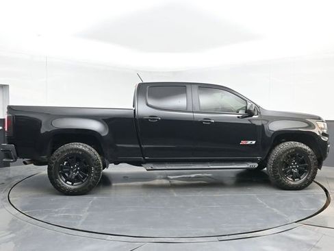 Used 2022 Chevrolet Colorado Z71 w/ Trail Boss Package AWD/4WD image 15