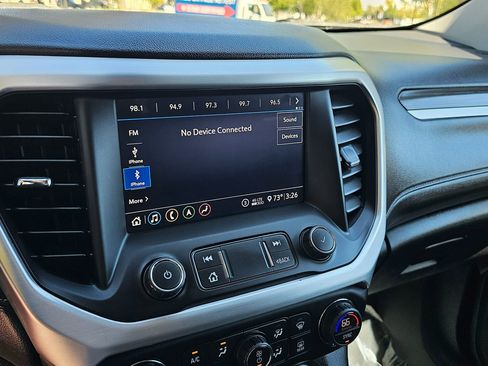 Used 2020 GMC Acadia SLT image 30