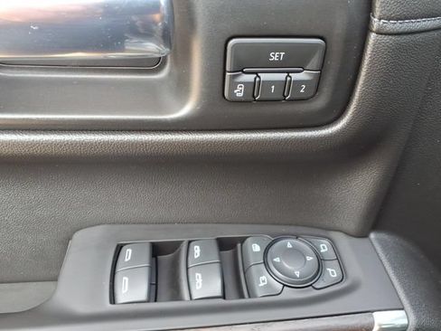 Used 2020 GMC Sierra 1500 Denali w/ Denali Ultimate Package AWD/4WD image 18