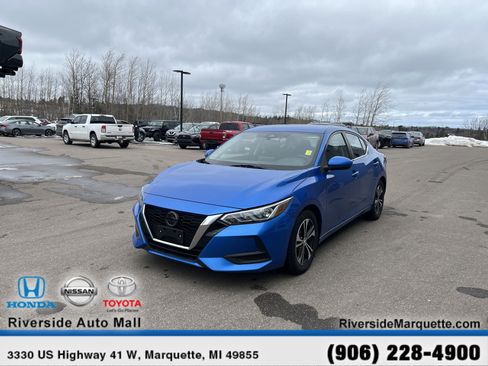 Used 2021 Nissan Sentra SV image 3