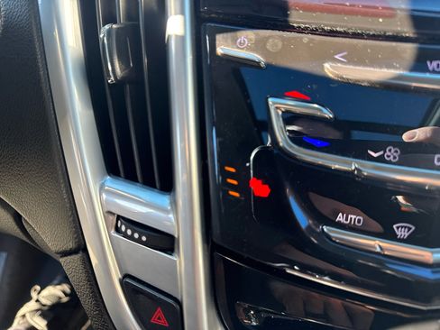 Used 2016 Cadillac SRX Luxury w/ Driver Awareness Package image 29