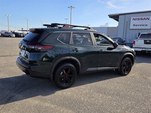 New 2026 Nissan Rogue SV image 12