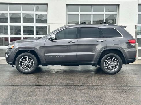 Used 2021 Jeep Grand Cherokee Limited w/ Trailer Tow Group IV AWD/4WD image 3