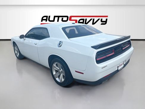 Used 2023 Dodge Challenger SXT RWD image 5