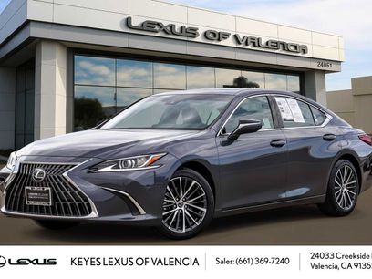 Certified 2025 Lexus ES 300h w/ Premium Package