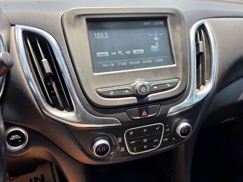 Used 2018 Chevrolet Equinox LT AWD/4WD image 12