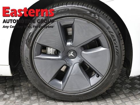 Used 2023 Tesla Model 3 Standard Range image 28
