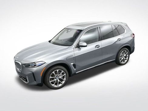 New 2026 BMW X5 xDrive50e w/ Climate Comfort Package image 27