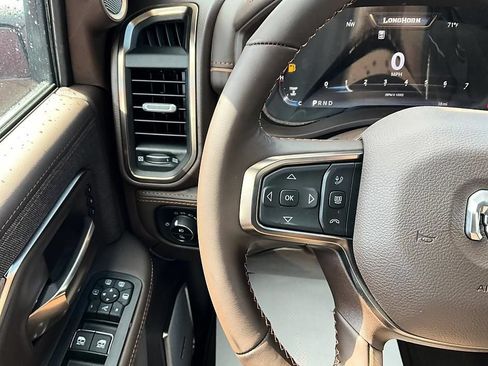 New 2026 RAM 2500 Limited AWD/4WD image 37