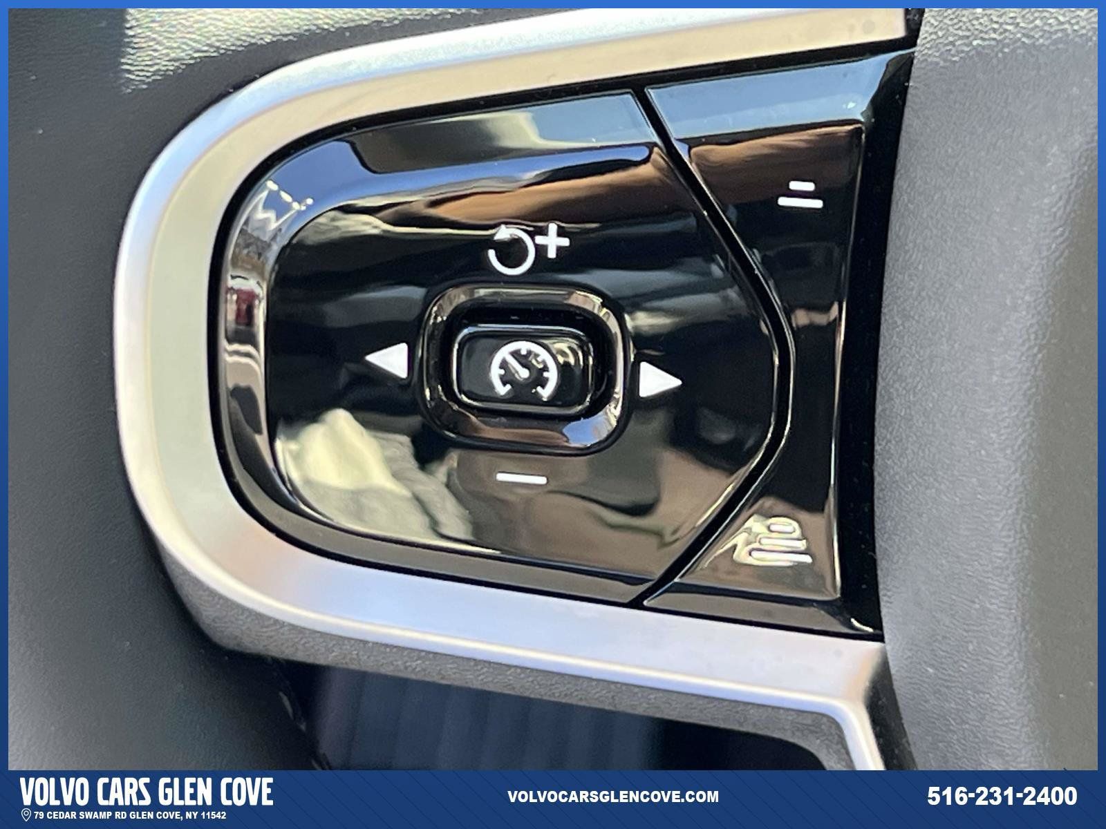 Certified 2026 Volvo XC60 B5 Plus w/ Protection Package Premier AWD/4WD image 20