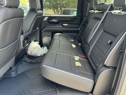 New 2025 GMC Sierra 2500 AT4X w/ AT4X AEV Edition image 16