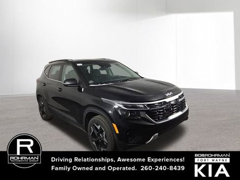 Certified 2025 Kia Seltos EX image 4