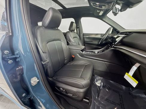 New 2026 Jeep Grand Cherokee L Limited AWD/4WD image 30