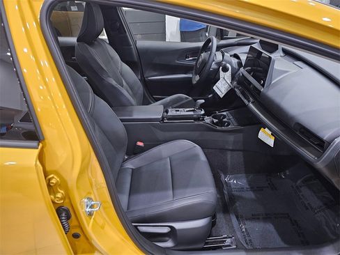 New 2026 Toyota Prius Plug-In Hybrid image 11