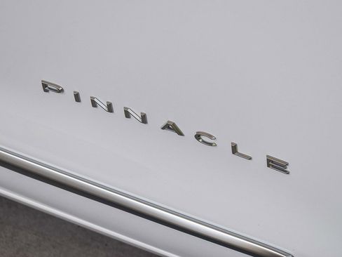 New 2026 Chrysler Pacifica Pinnacle w/ Trailer Tow Group image 10