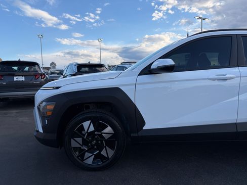 Used 2024 Hyundai Kona SEL w/ Convenience Package AWD/4WD image 10