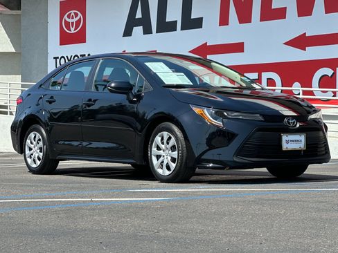 Used 2026 Toyota Corolla LE FWD image 8