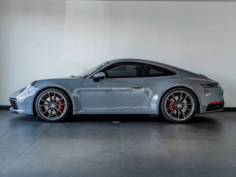 Certified 2024 Porsche 911 Carrera 4S AWD/4WD image 2