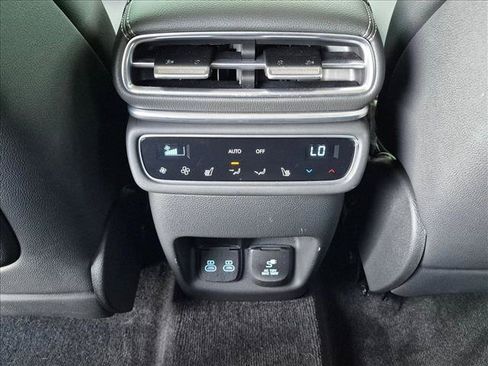 Used 2025 Genesis GV80 2.5T Prestige AWD/4WD image 18