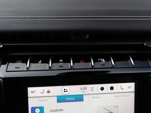 Used 2022 Jeep Grand Cherokee Limited image 17