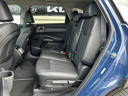 New 2026 Kia Sorento S image 12