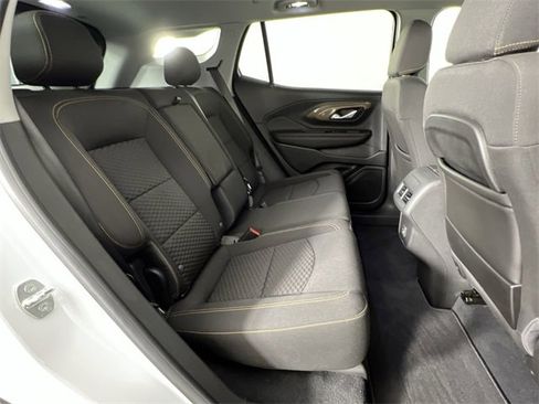 Used 2021 GMC Terrain SLE w/ Elevation Edition image 27