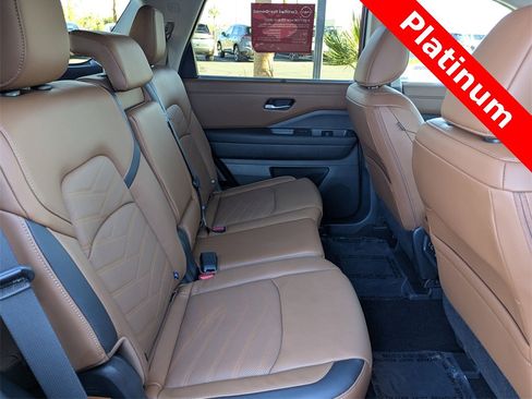 Used 2025 Nissan Pathfinder Platinum w/ Cargo Package image 18