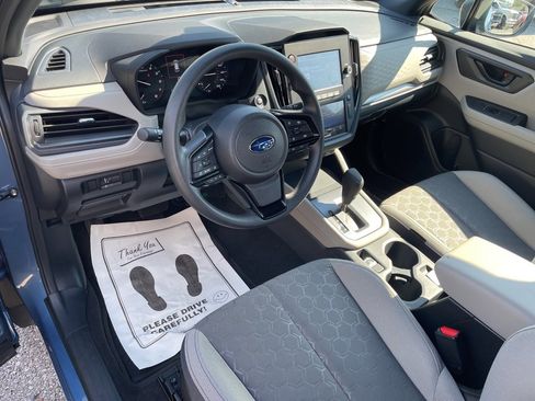 Used 2025 Subaru Forester image 12