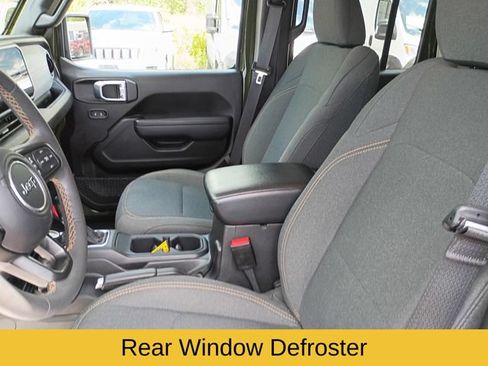 Used 2024 Jeep Wrangler Unlimited Sport AWD/4WD image 12