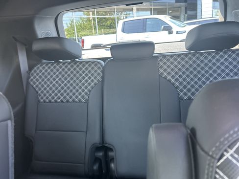 Used 2025 GMC Acadia Denali w/ Super Cruise Package AWD/4WD image 32