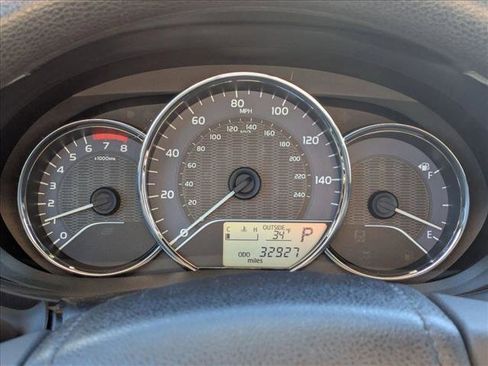 Used 2014 Toyota Corolla LE image 10