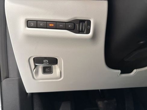 New 2026 Jeep Cherokee Limited image 27